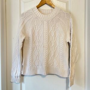 GAP Women’s Cotton Cable Knit Sweater